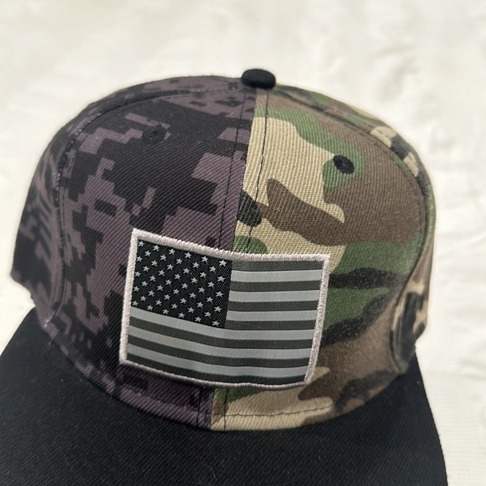 Camo SnapBack - Picture 2 of 5